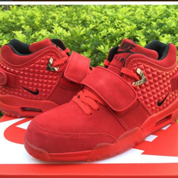 Nike - Picture 3 of 3